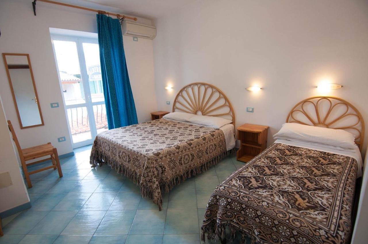 Albergo Macri 이스키아 외부 사진